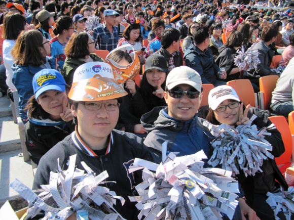 2012년 사직야구장 개막전 2012 사직 개막1.jpg